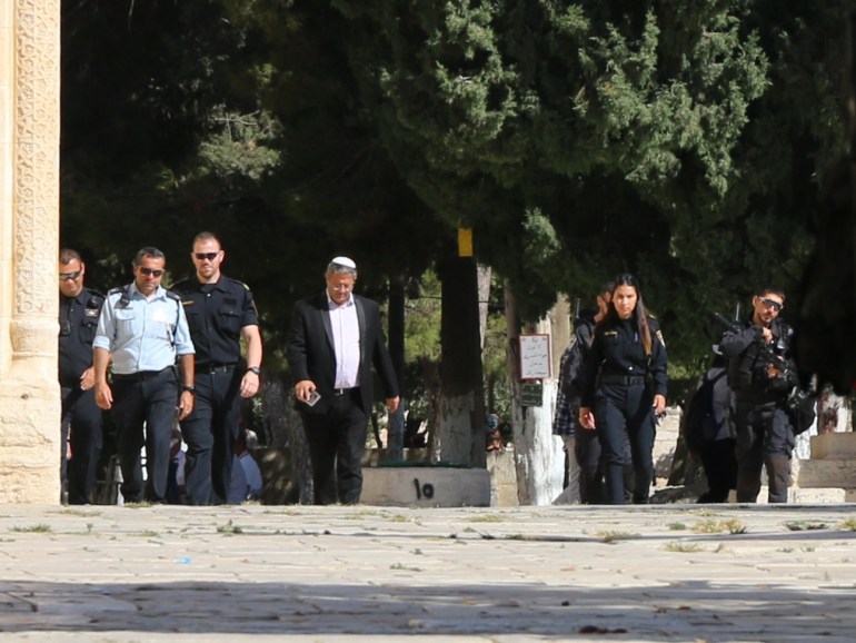 Israeli deputy Ben-Gvir with Israeli forces raid Masjid al-Aqsa