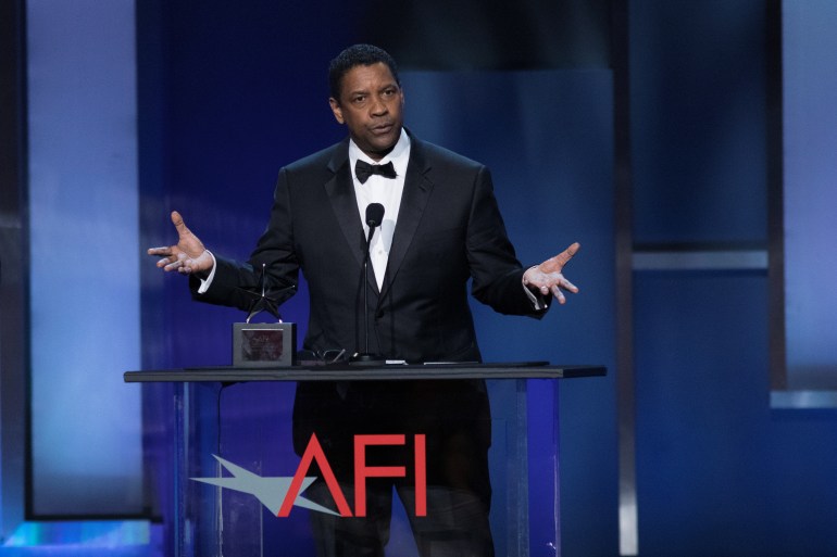 دنزل واشنطن دينزل واشنطن Denzel Washington Actor Denzel Washington accepts the 47th AFI Life Achievement Award at the gala honoring him in Los Angeles, California, U.S., June 6, 2019. Picture taken June 6, 2019. REUTERS/Monica Almeida