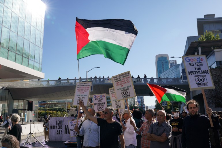 Local activists and tech workers protest against Google and Amazon's Project Nimbus contract with the Israeli military and government, outside the Google Cloud Next Conference in San Francisco, California, U.S., August 29, 2023. REUTERS/Loren Elliott